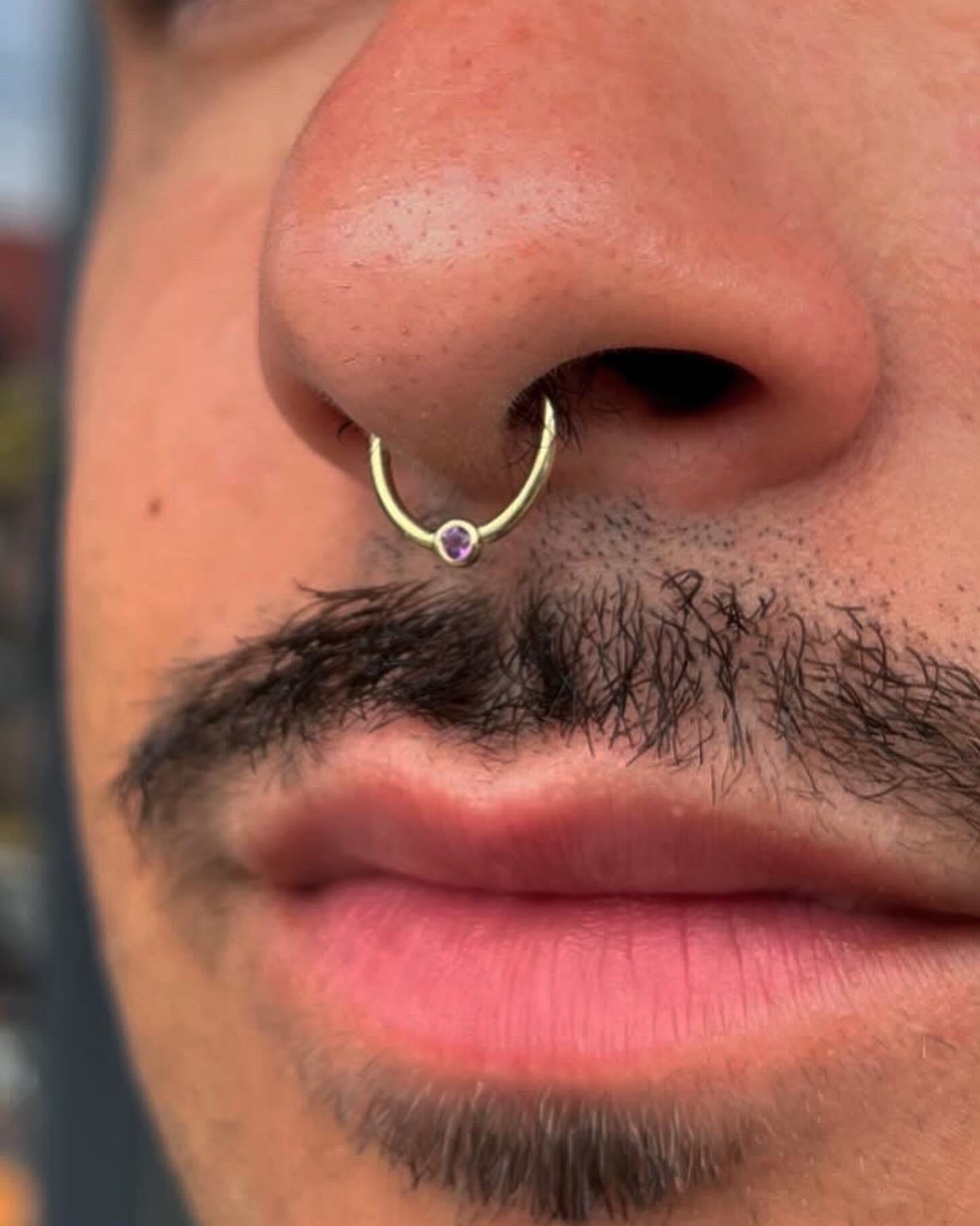 Piercing — Nara
