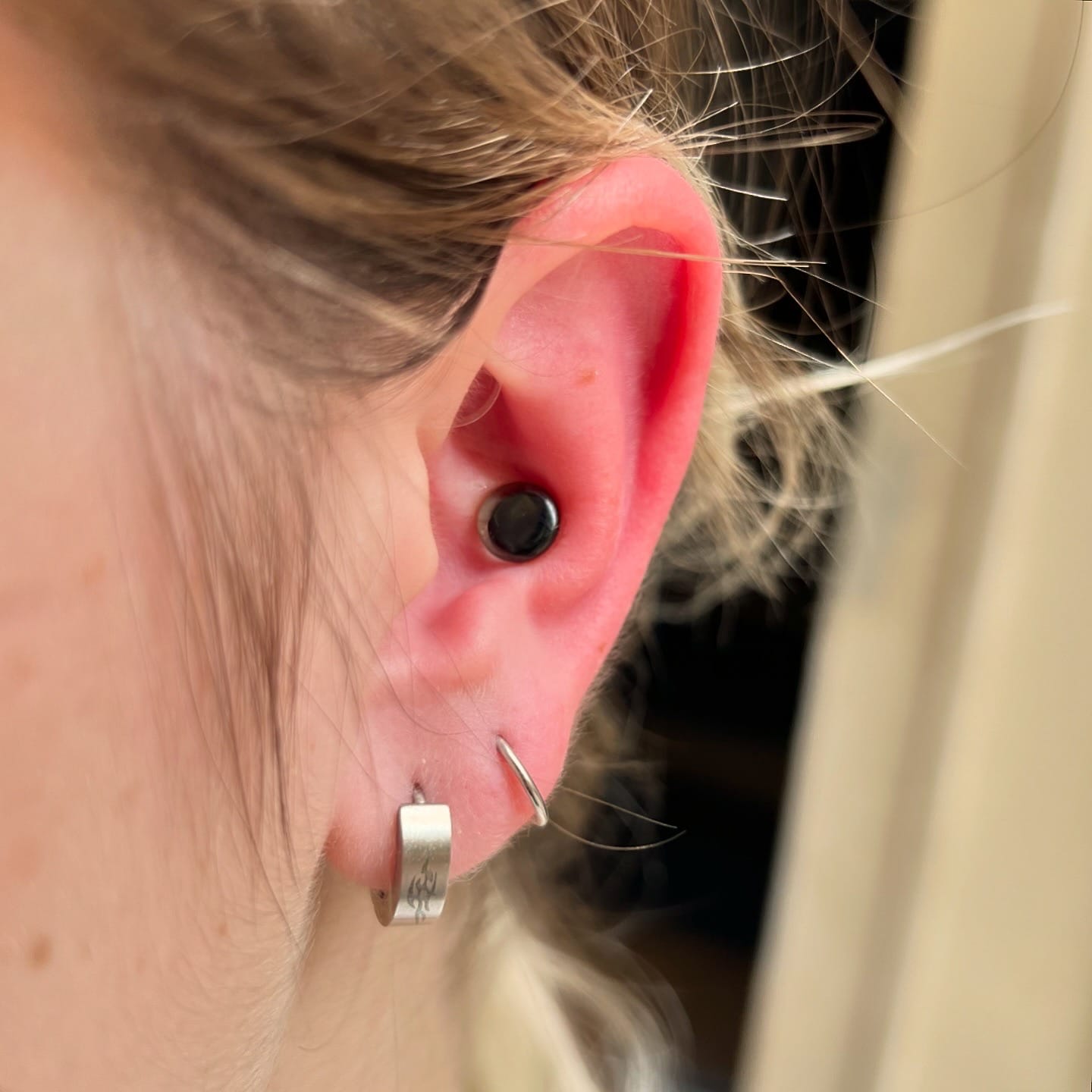 Piercing — Nara