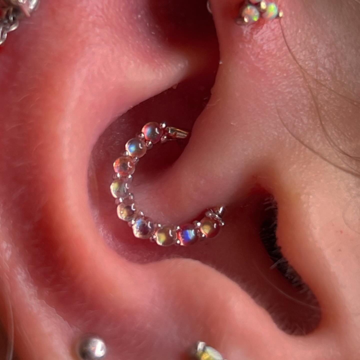 Piercing — Nara