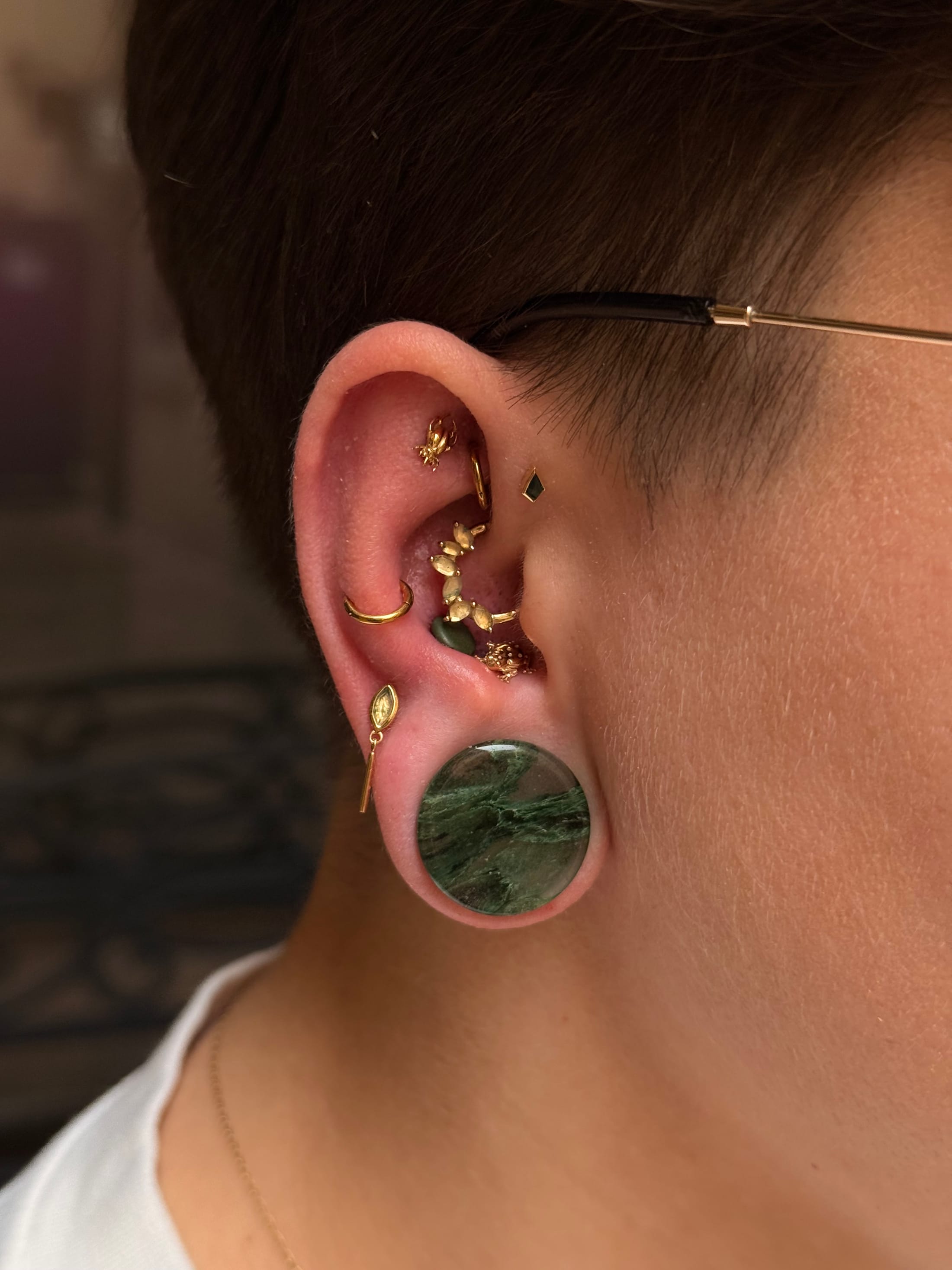 Piercing — Nara